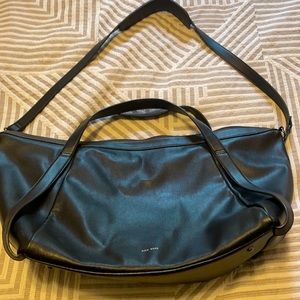 Large pixie mood crossbody tote